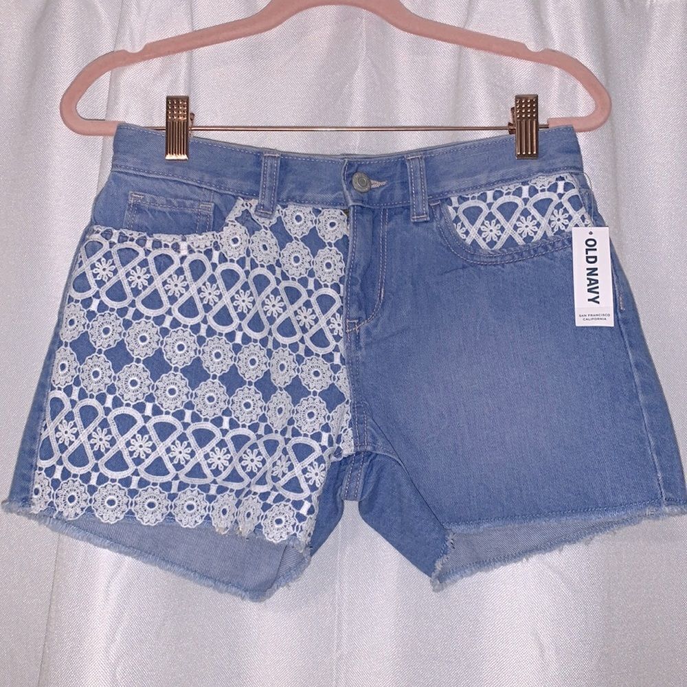 Old navy light wash lace cut off shorts